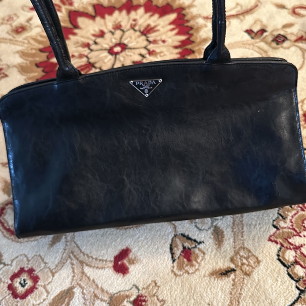 Prada Black Leather Women's Bag - Picture 2 of 8